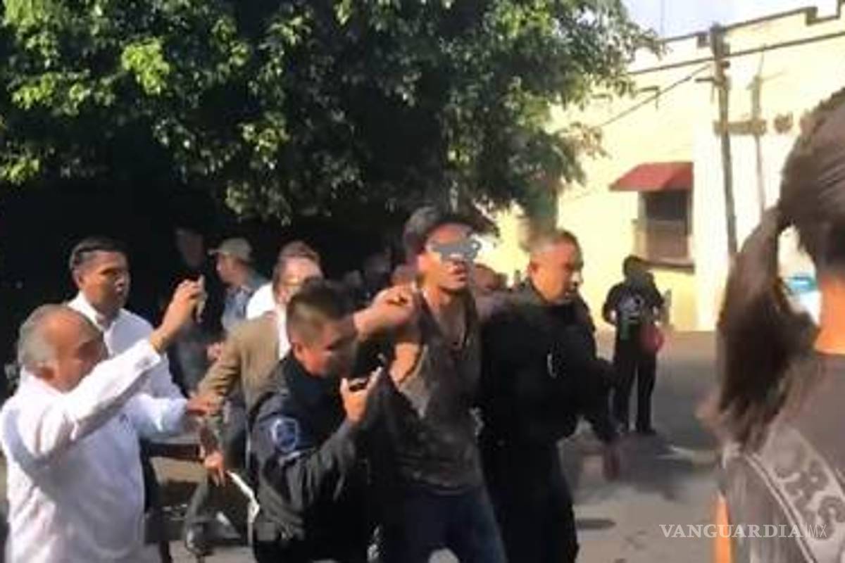 Reportan disparos contra reporteros en el zócalo de la ciudad de Cuernavaca; hay al menos cuatro heridos