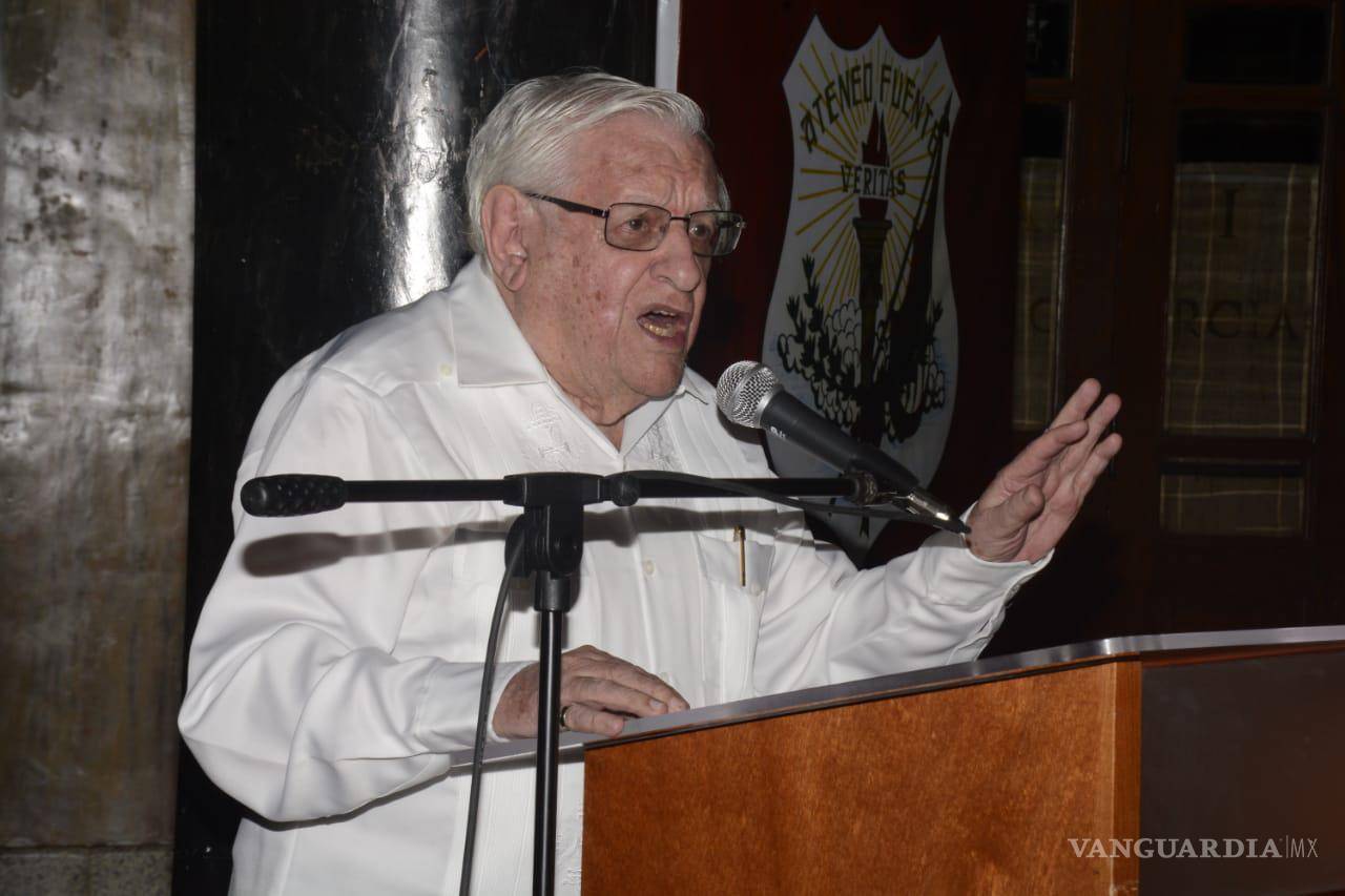 $!“Catón” dio un sentido mensaje.