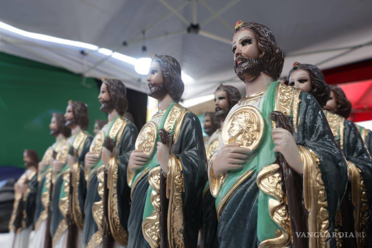 $!La celebración del novenario se realizó del 19 al 27 de octubre, y la misa principal del 28 reunió a cientos de fieles, quienes aprovecharon para renovar su fe y cumplir promesas.