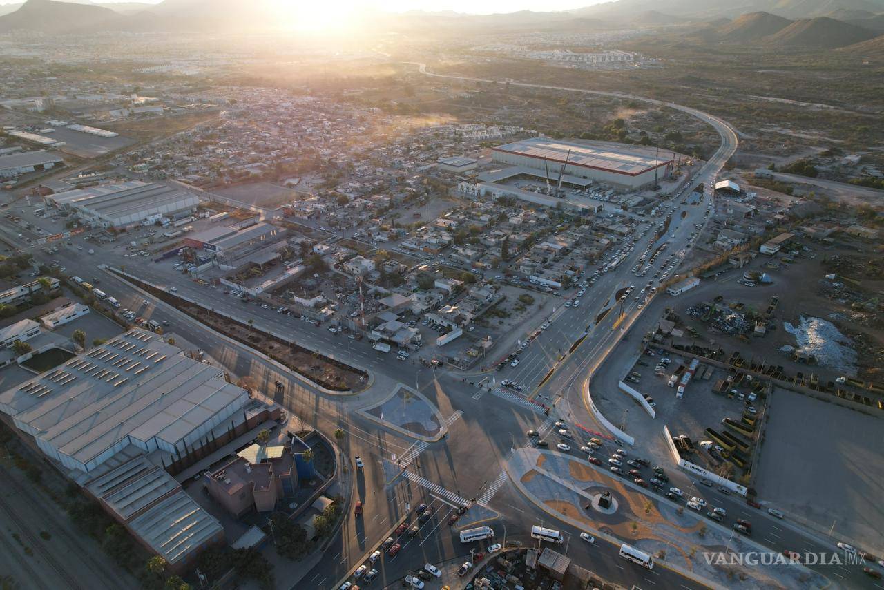 $!El bulevar, que cuenta con cuatro carriles y una ciclovía, conecta de manera más ágil y segura a colonias como La Valencia, Saltillo 2000 y Satélite.