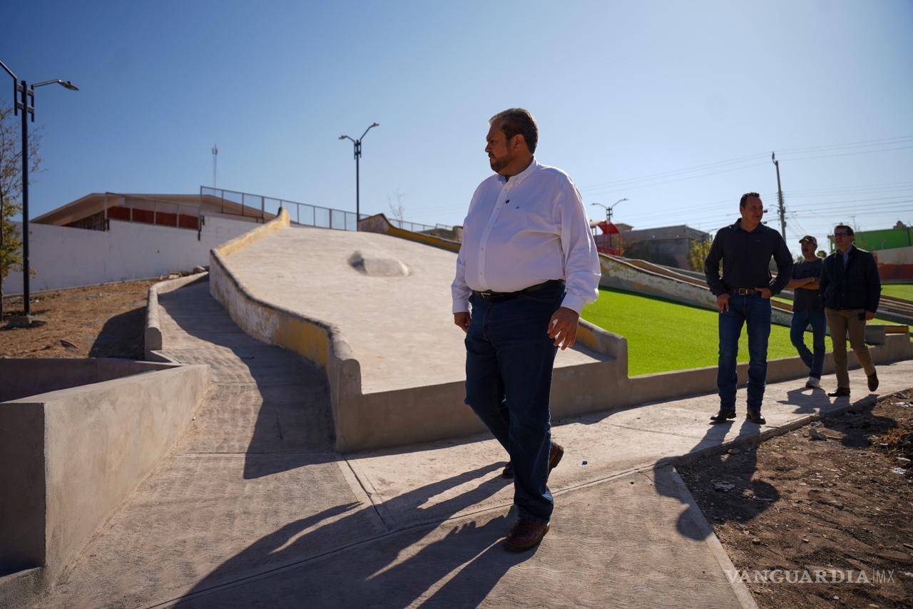 $!Las plazas públicas de colonias como Fidel Velázquez y Urdiñola están siendo remodeladas para recuperar espacios de convivencia comunitaria.