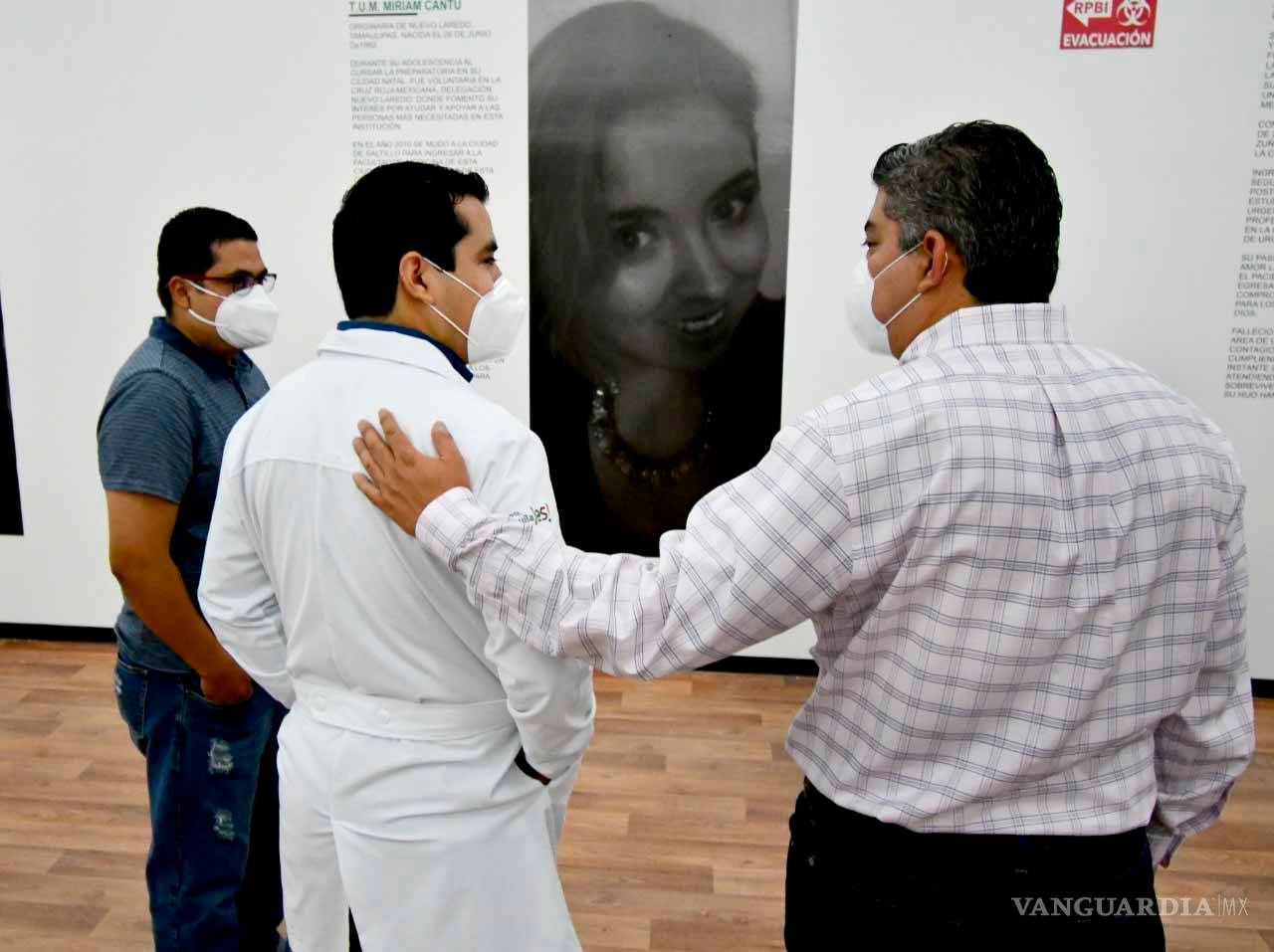 $!Con homenaje a los fallecidos por COVID-19, inauguran Hospital Móvil de Monclova
