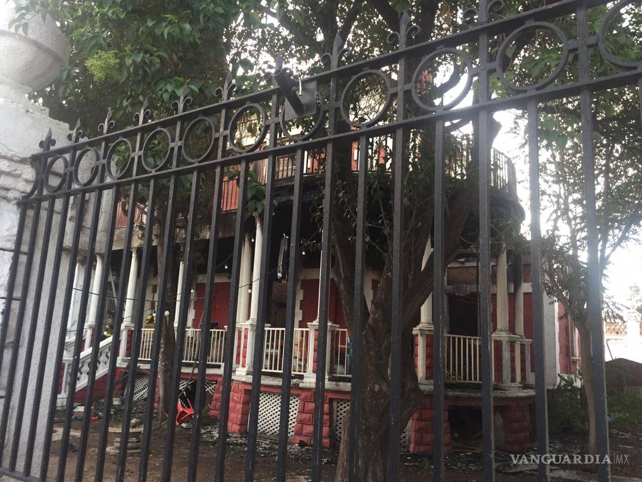 $!Tragedia en Saltillo... terrible incendio destruye la histórica Casa Alameda