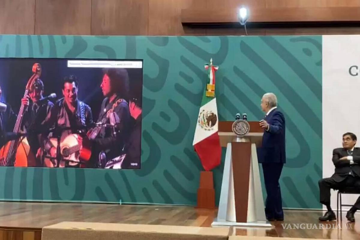 ‘Somos más americanos’: AMLO responde a gobernador de Texas y le dedica canción