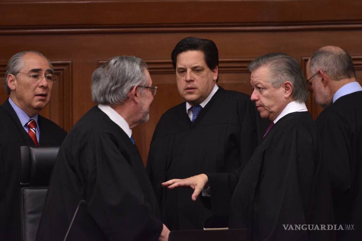 Avalan diputados bajar los sueldos a ministros de Corte