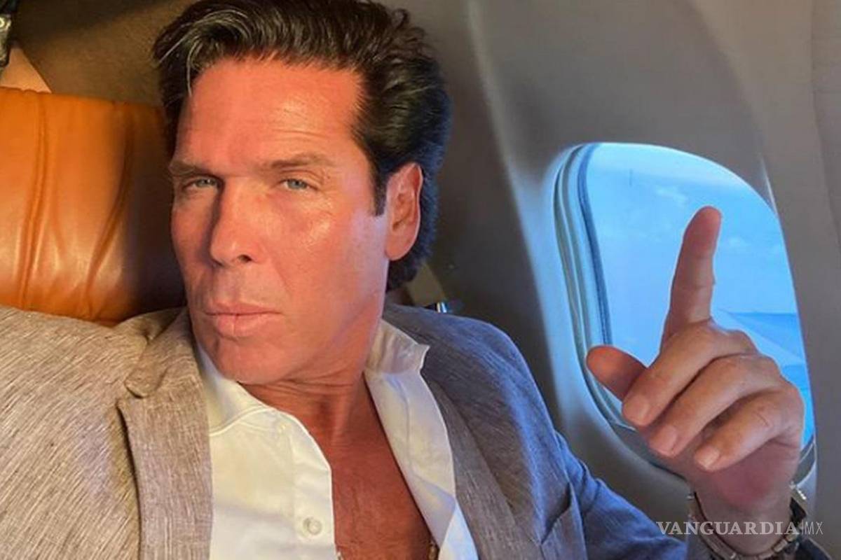 Roberto Palazuelos alardea de fiestas en casas del Fonatur cortesía del Estado Mayor Presidencial