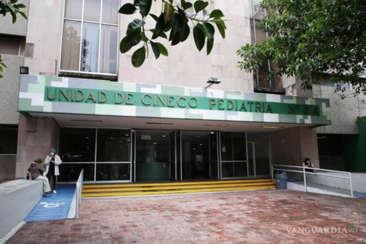 Fatal negligencia en IMSS; mujer que esperaba gemelos sufrió aborto