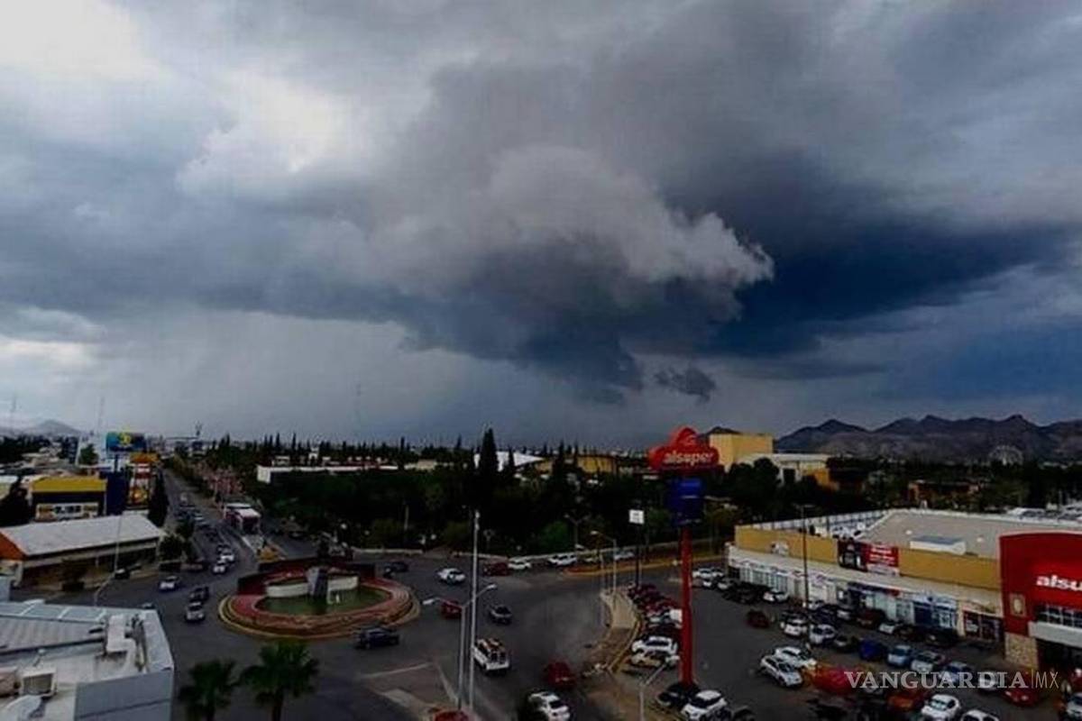 Clima en México: Huracán Howard, Monzón Mexicano y Onda Tropical 20 golpean a la canícula; lluvias e inundaciones para estos estados