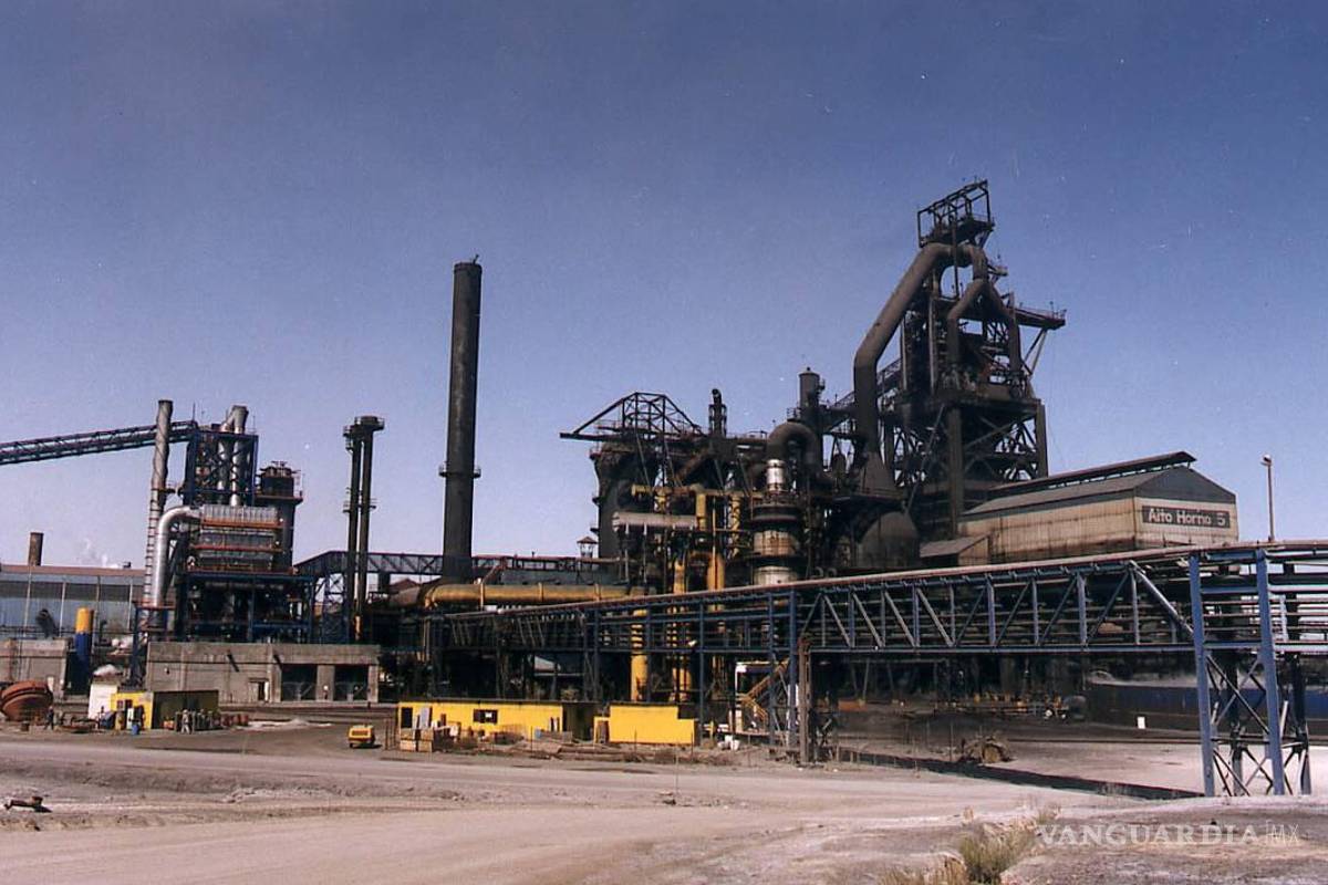 AHMSA sigue en quiebra y no puede ser vendida, señala economista