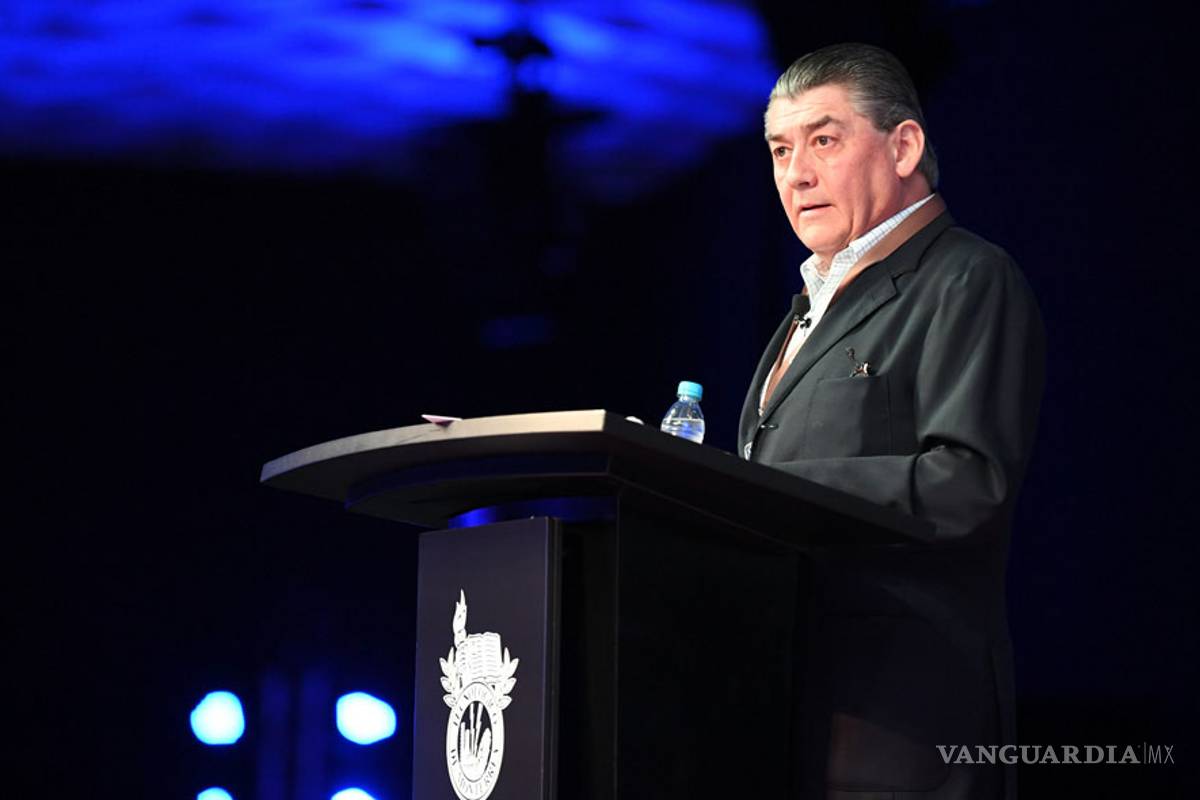 Destaca 'El Diablo' Fernández preparación del ITESM hacia el 2030