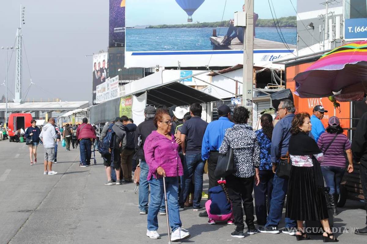 Abrir la frontera México-EU reactivará la actividad económica, afirman expertos