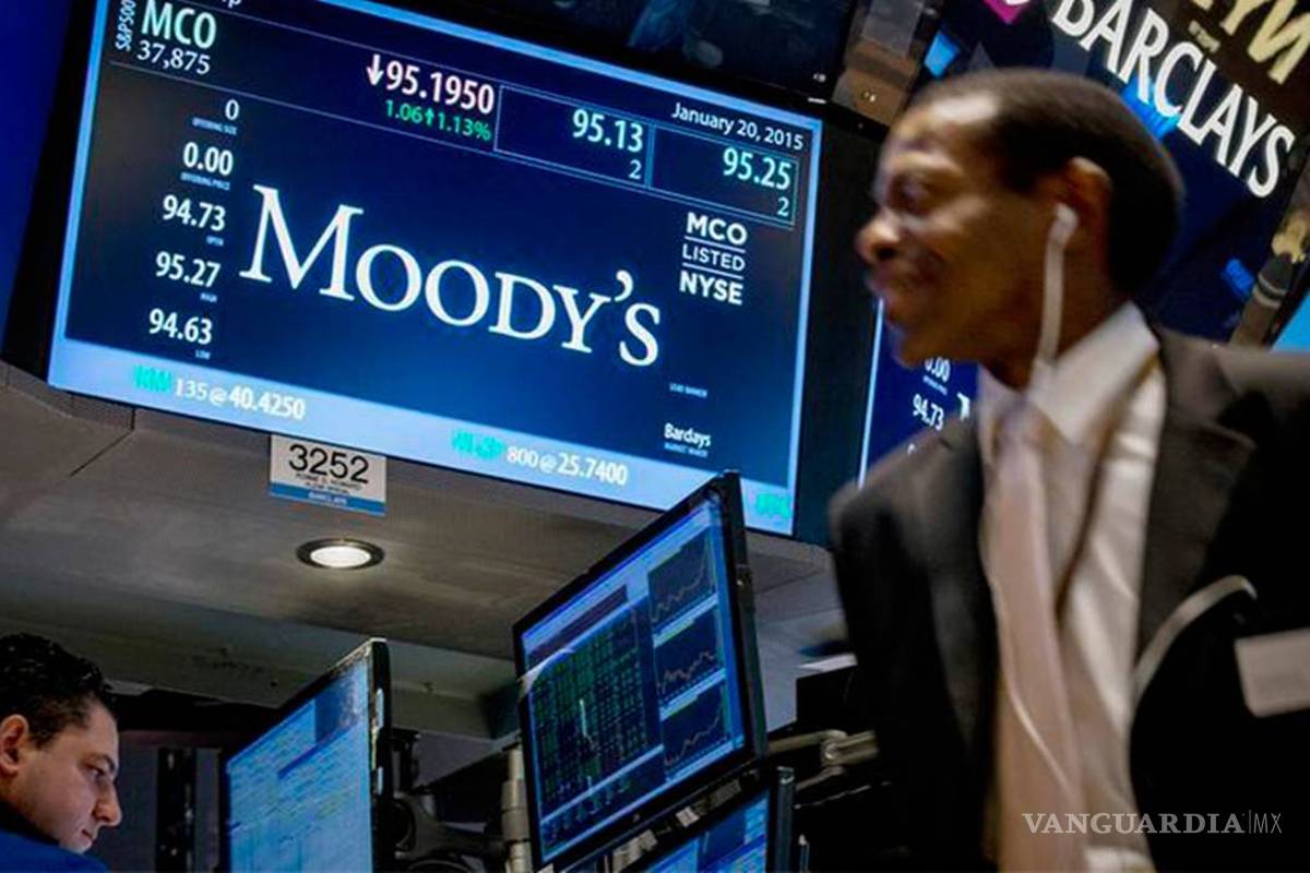 Desabasto de gasolina, con impacto limitado en la economía: Moody's