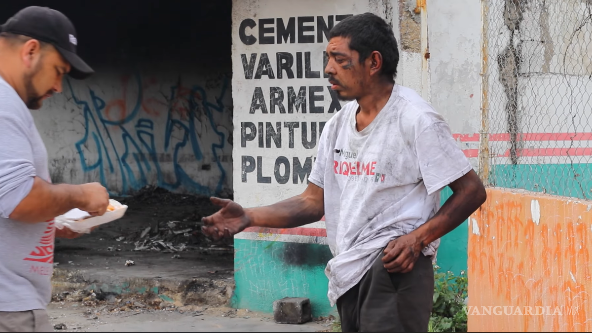 Franco Escamilla reúne en Coahuila a una madre con su hijo desaparecido por más de 5 años