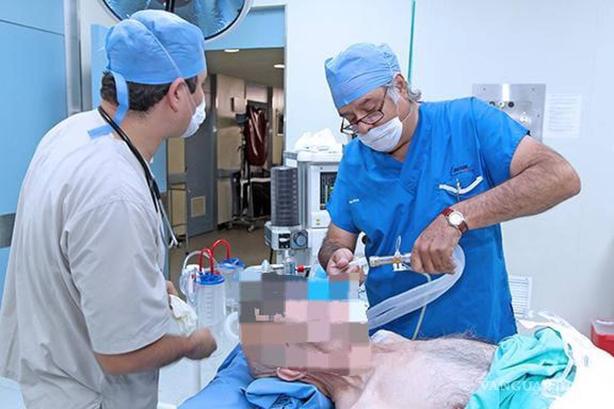 $!El IMSS Coahuila conmemoró el Día Mundial de la Anestesióloga y el Anestesiólogo, reconociendo su papel esencial en la atención médica.