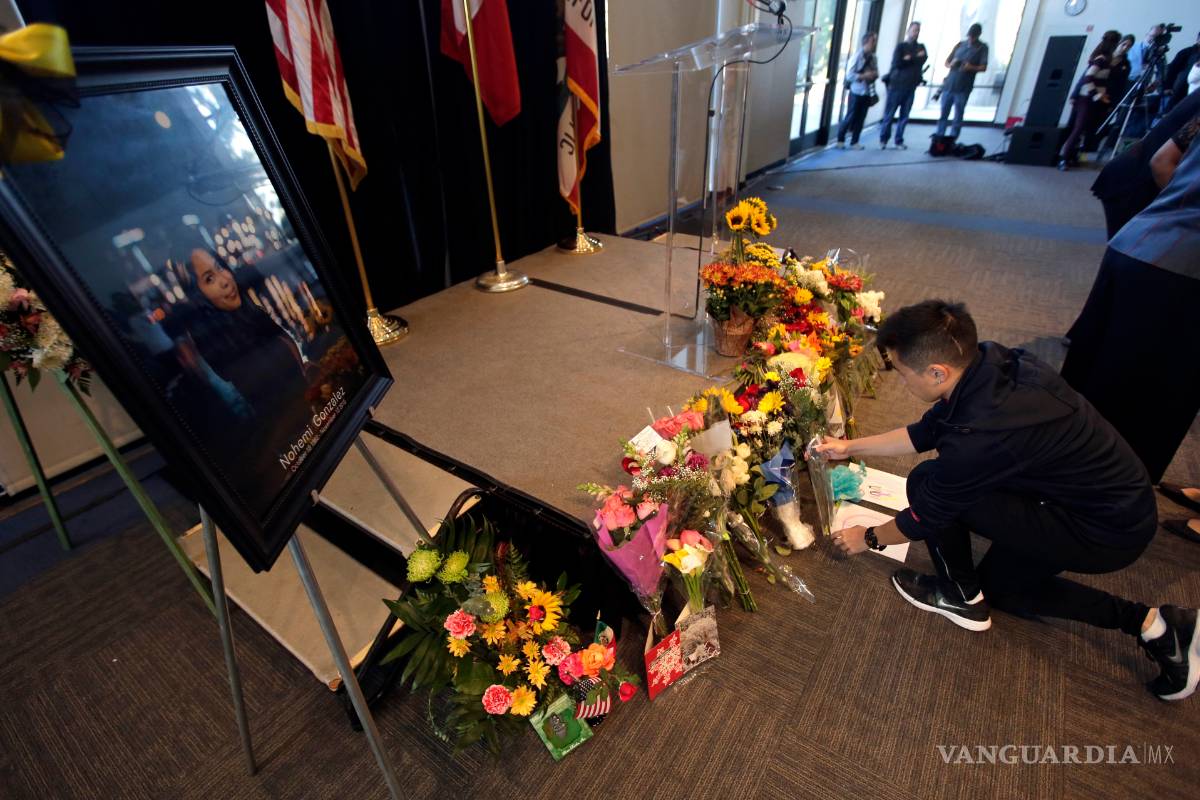 Dan masivo adiós en California a mexicana muerta en París