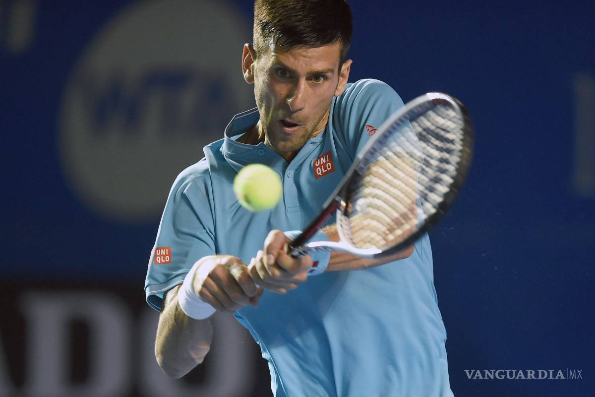 Djokovic pone 'a la venta' un viaje con él