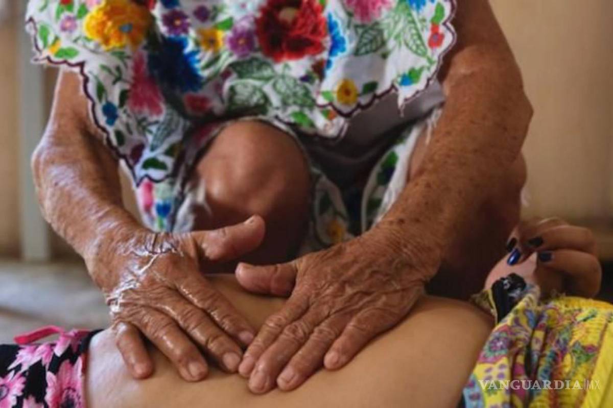 Partería y medicina tradicional formarán parte del IMSS-Bienestar, señaló Zoé Robledo