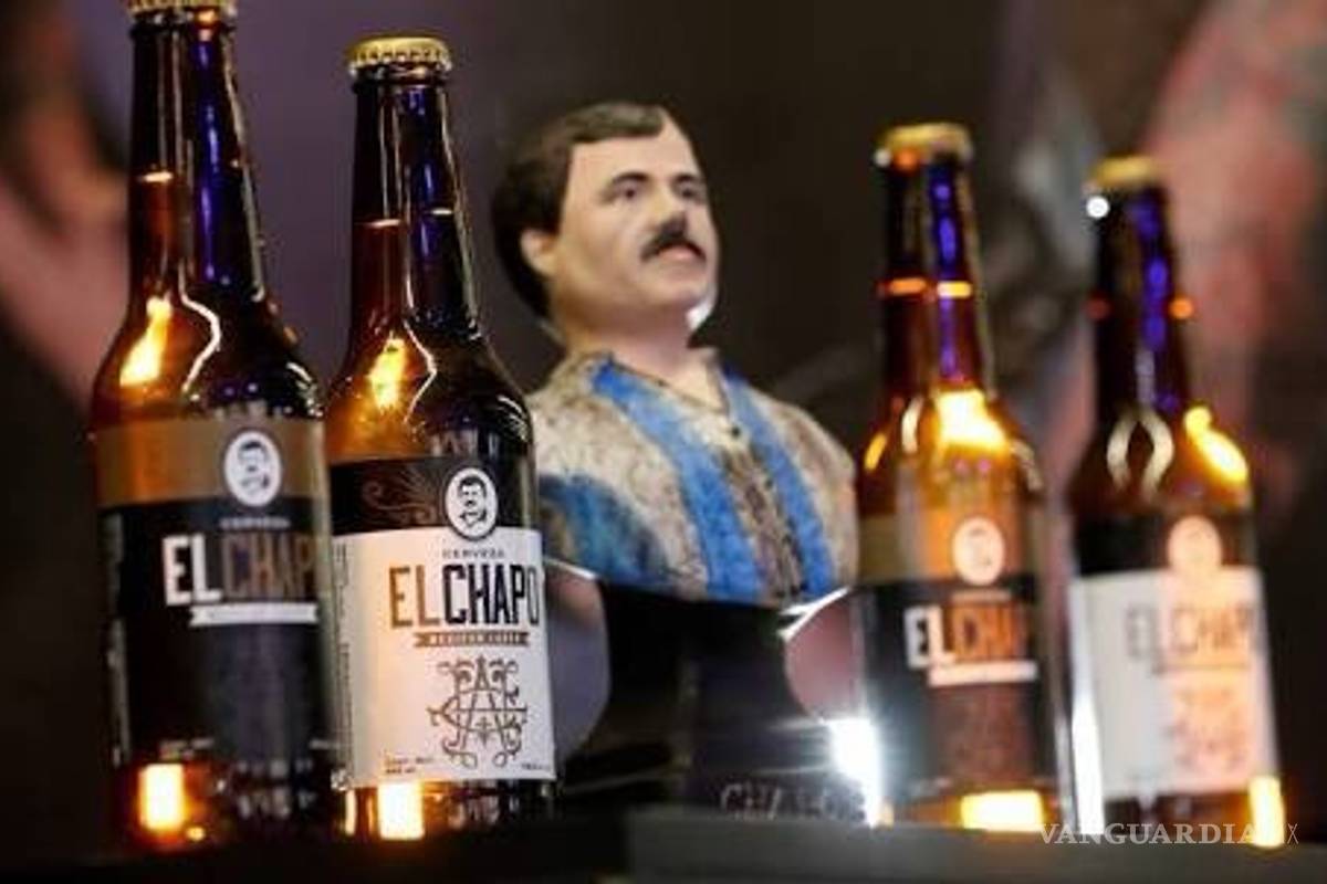$!Hija de “El Chapo Guzmán” promociona cerveza con la imagen de su padre