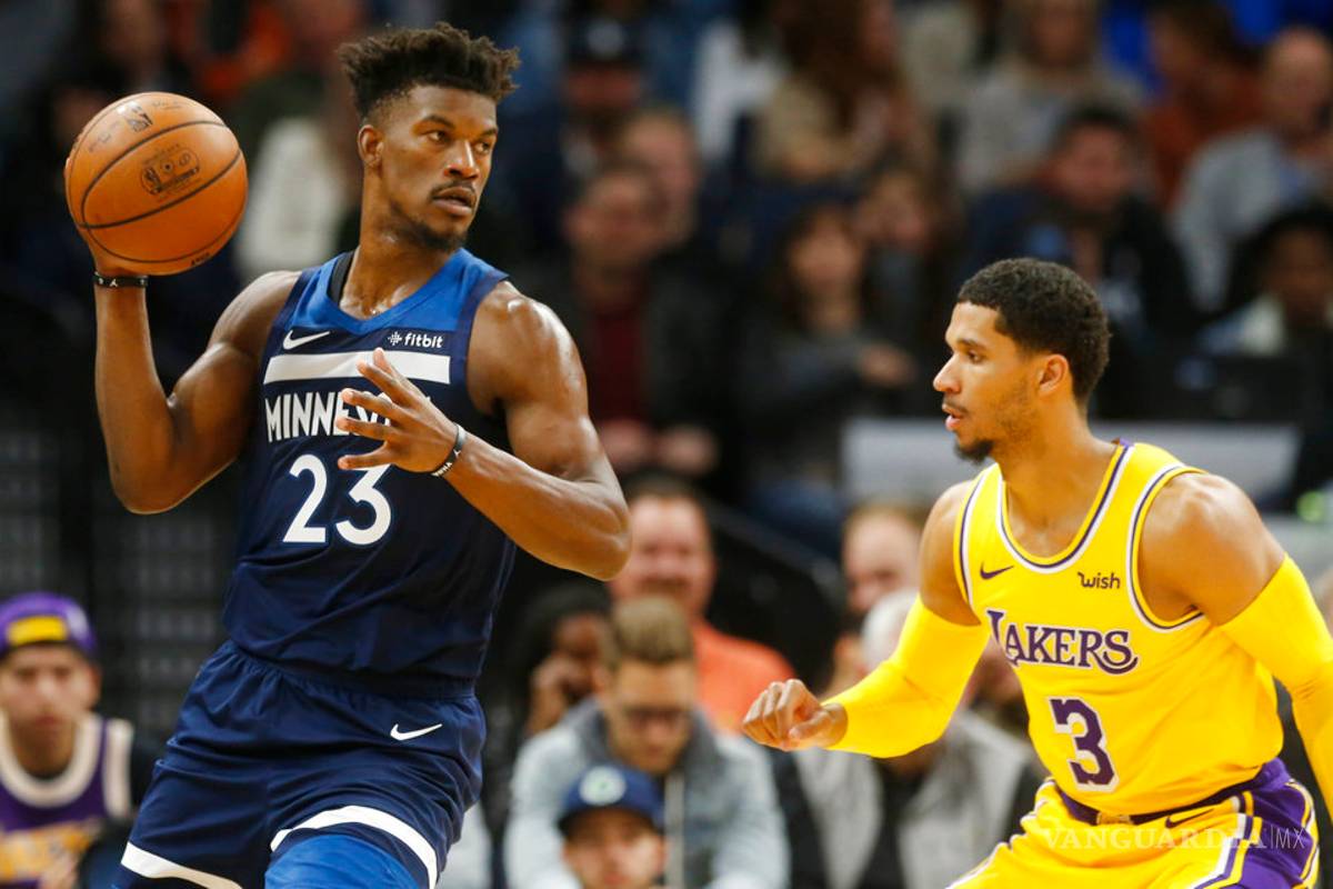 Jimmy Butler llega a los 76ers