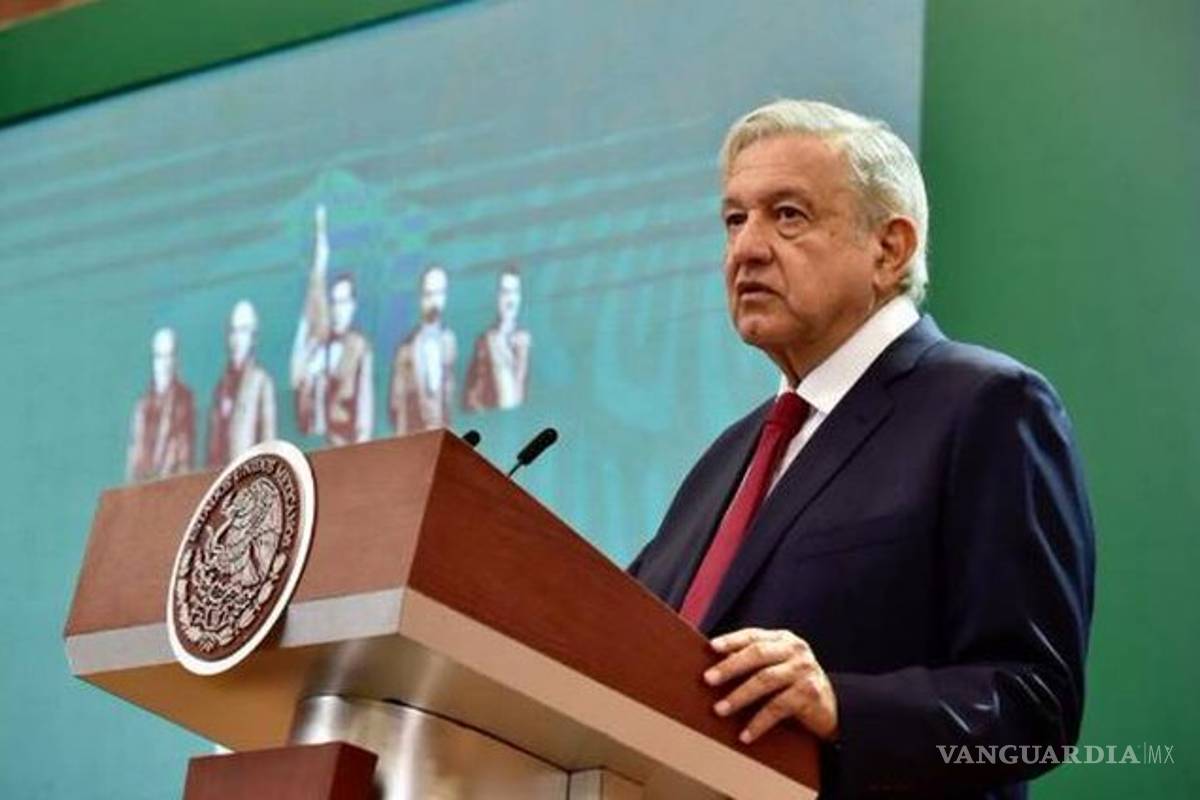 AMLO acusa a Iberdrola y El País de campaña sucia contra su gobierno