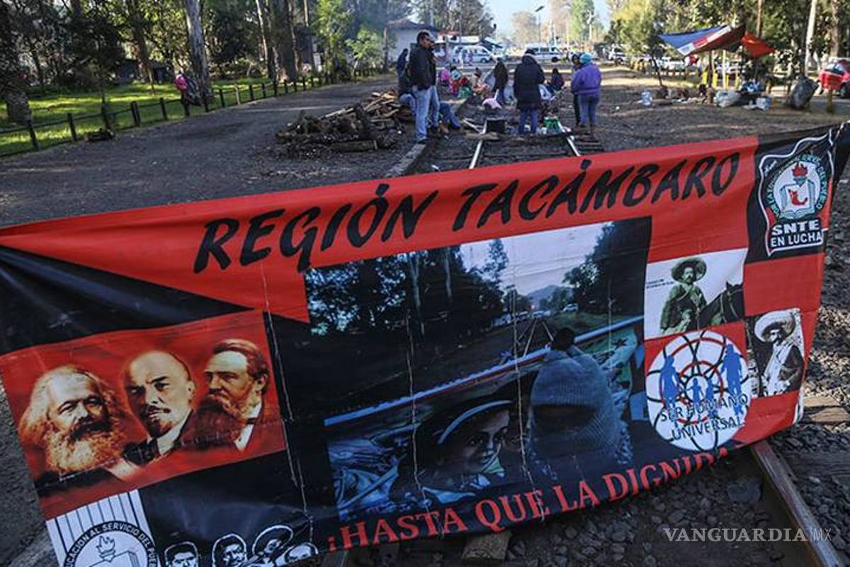 Mañana inicia pago a 20 mil maestros de Michoacán