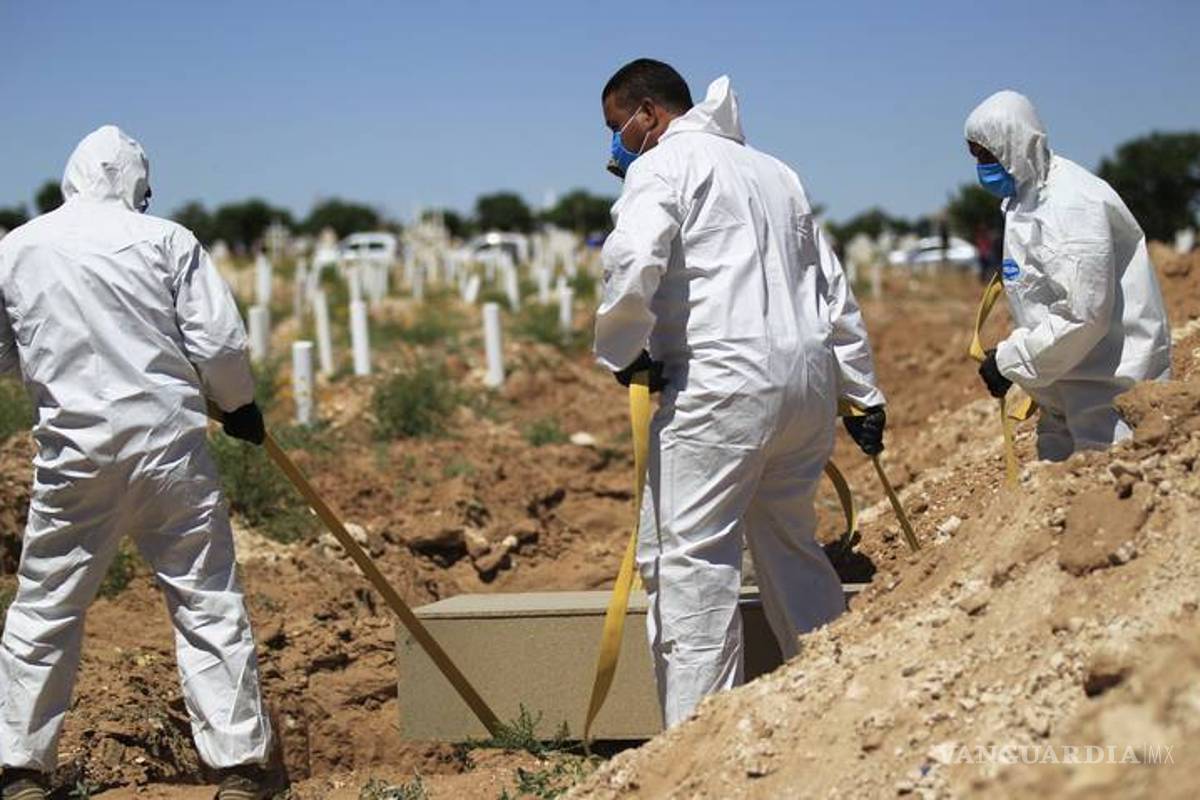 Sepultan en cierre de año a 14 sin identificar, desisten en investigación