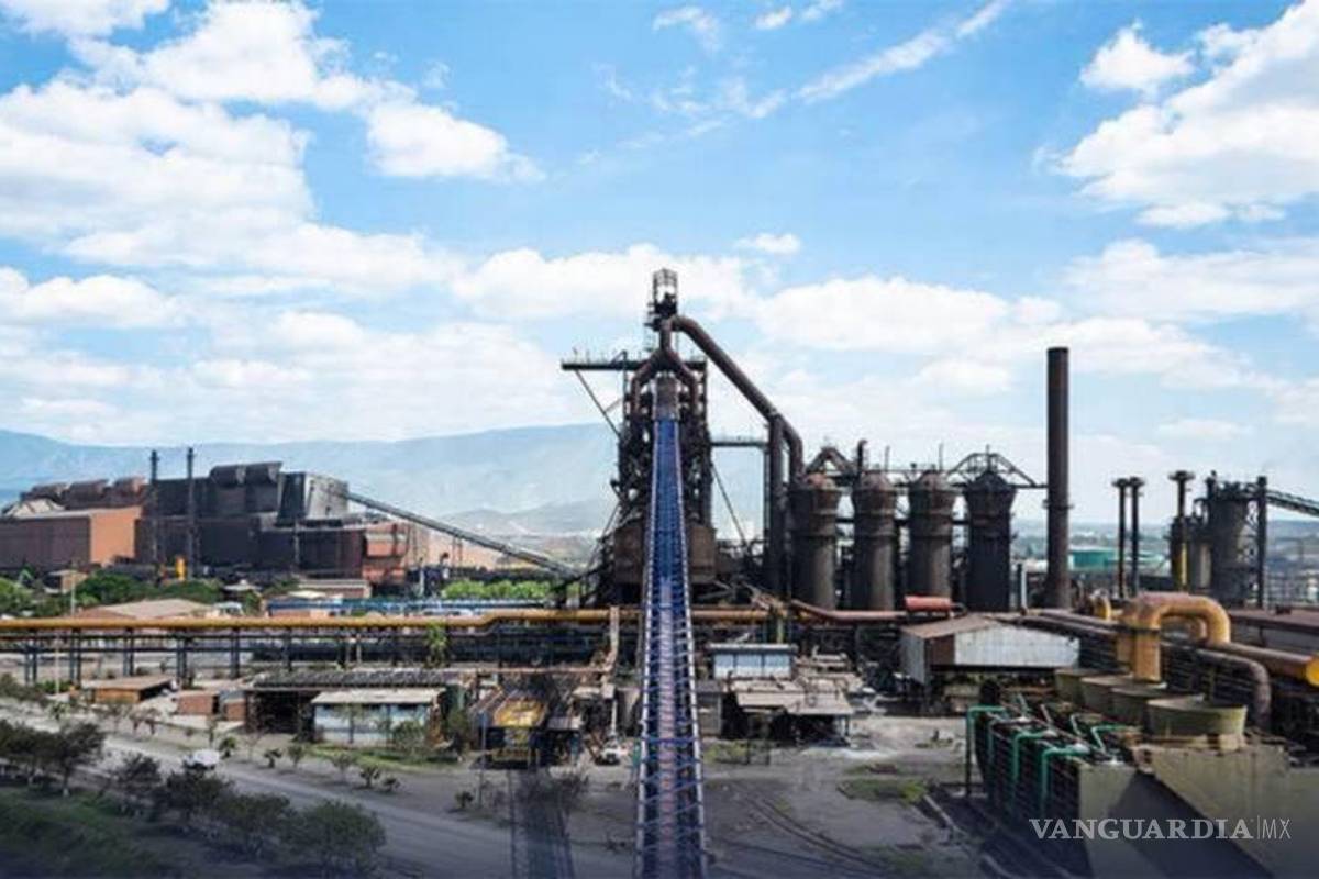 “No se verán vulnerados empleos en AHMSA” afirma secretario de Economía de Coahuila, pero posterga acerera pago del fondo de ahorro