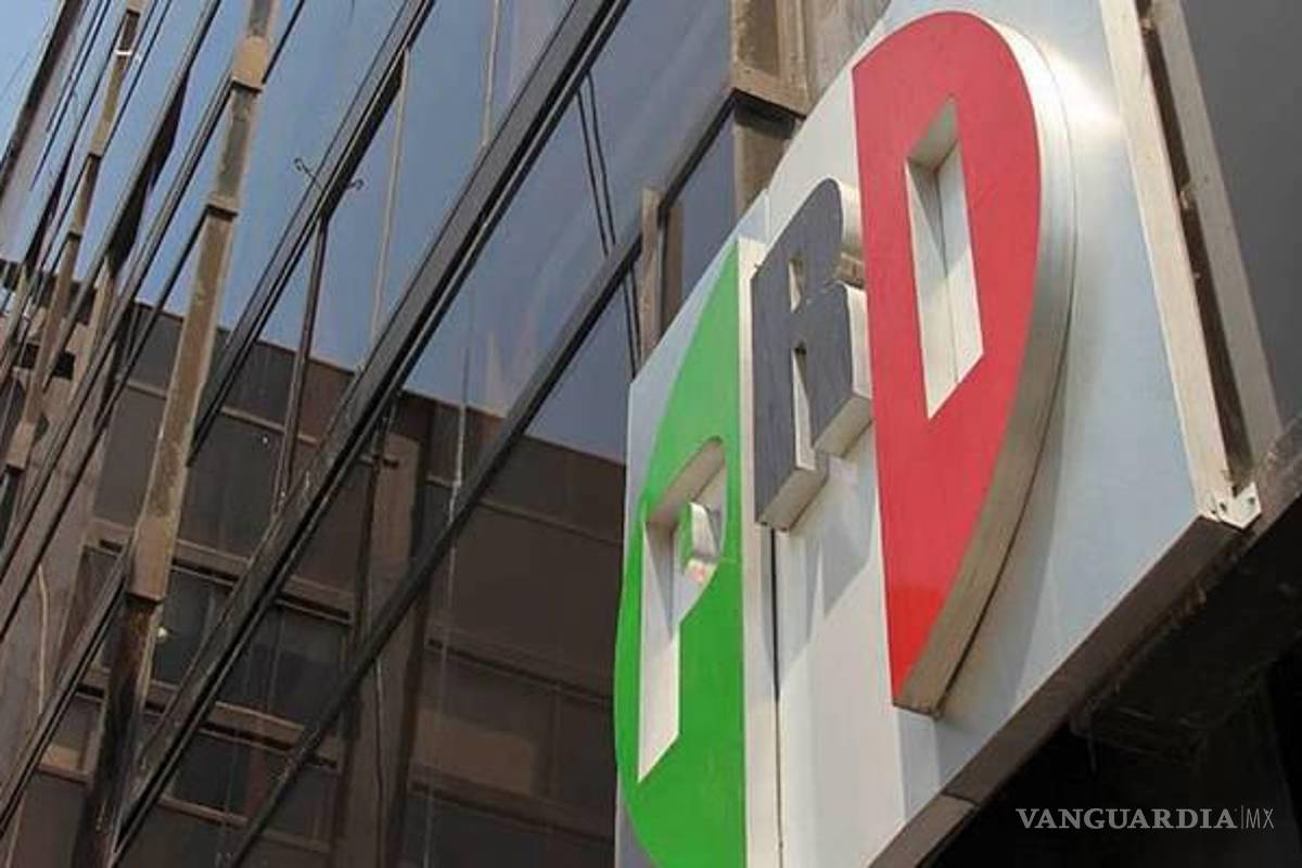 En los últimos tres años, el PRI pierde el 31.6% de su militancia