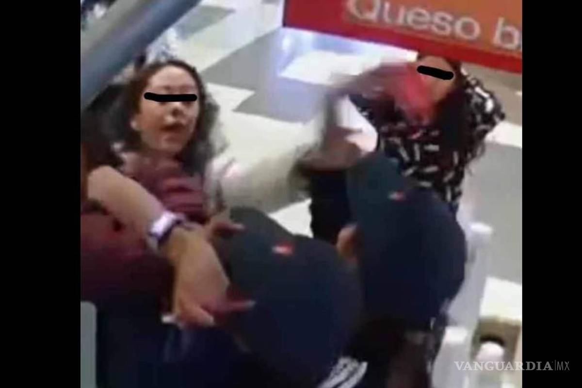 En plaza Sendero de Saltillo, agresiva familia ataca a empleadas de local de elotes (video)