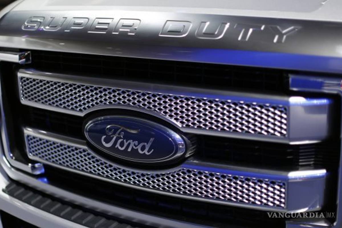 Producción mexicana de Ford cae 31% tras eliminar sedanes en EU