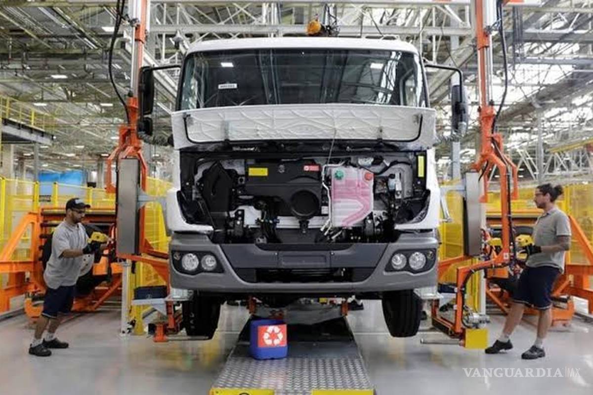 Incrementa la exportación de camiones en octubre