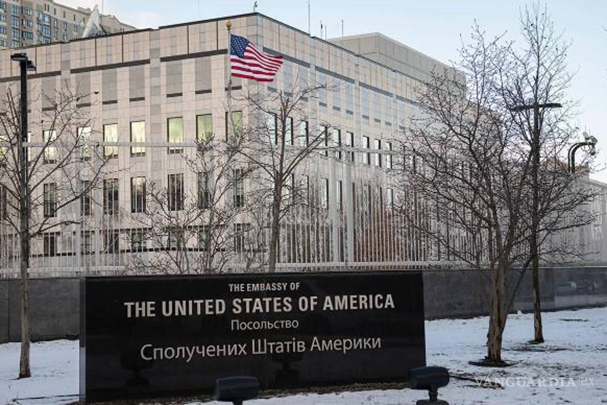 EU, Canadá, Italia, Grecia y España cierran sus embajadas en Kiev por un ‘posible ataque aéreo’