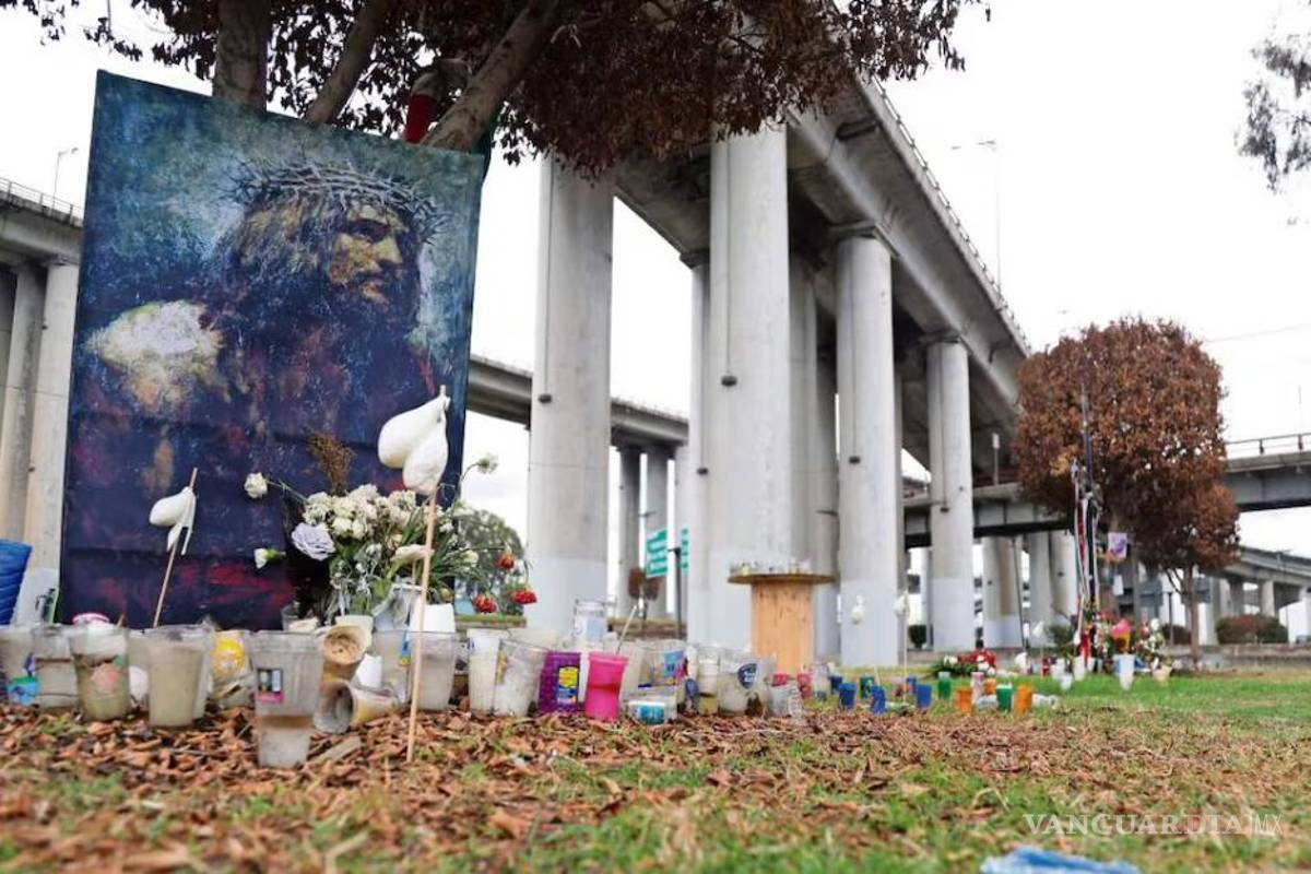Participan coahuilenses en homenaje a víctimas de explosión de pipa en La Concordia