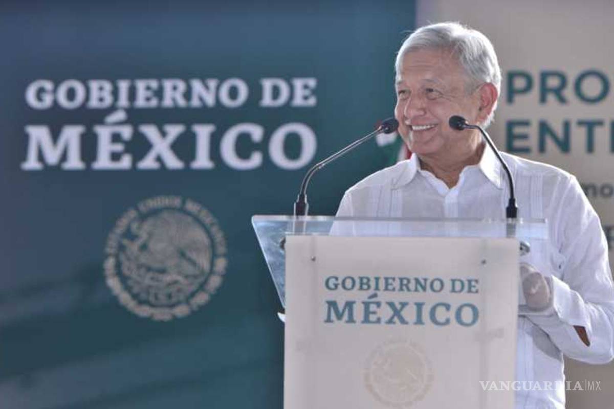 Anuncia AMLO censo para evitar aviadores en magisterio de Michoacán