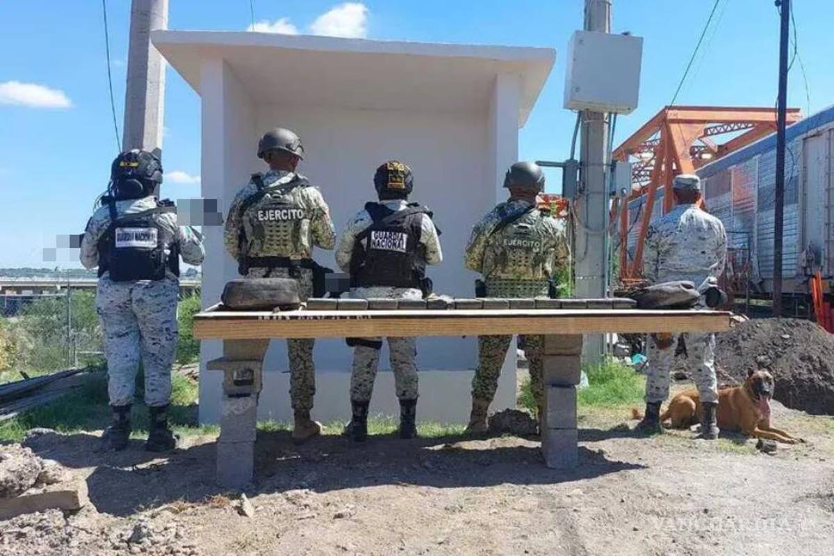 Aseguran dos mochilas con 12 kilos de cocaína cerca del puente internacional en Piedras Negras
