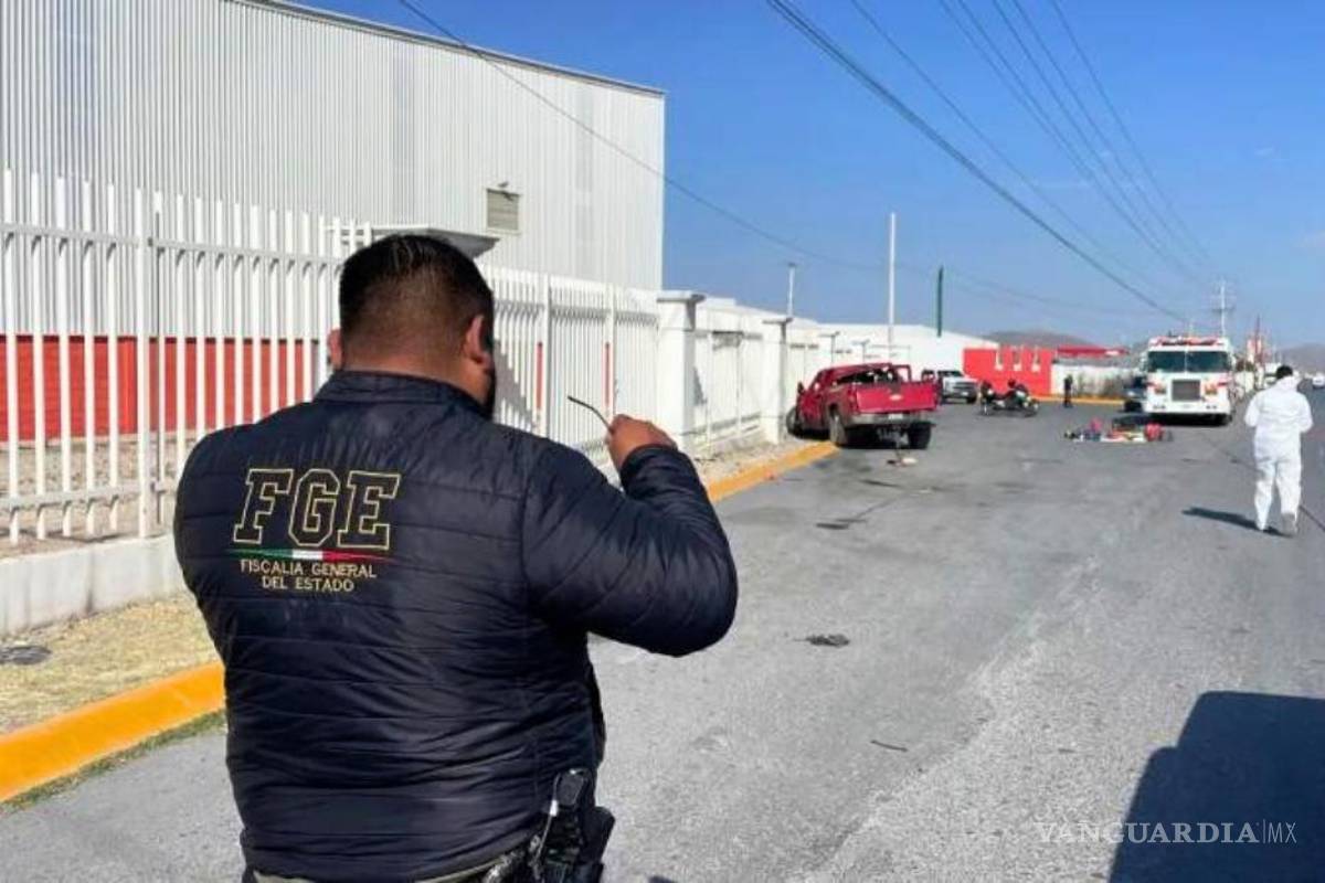 $!El personal del Ministerio Público recabó evidencias en el sitio del percance.