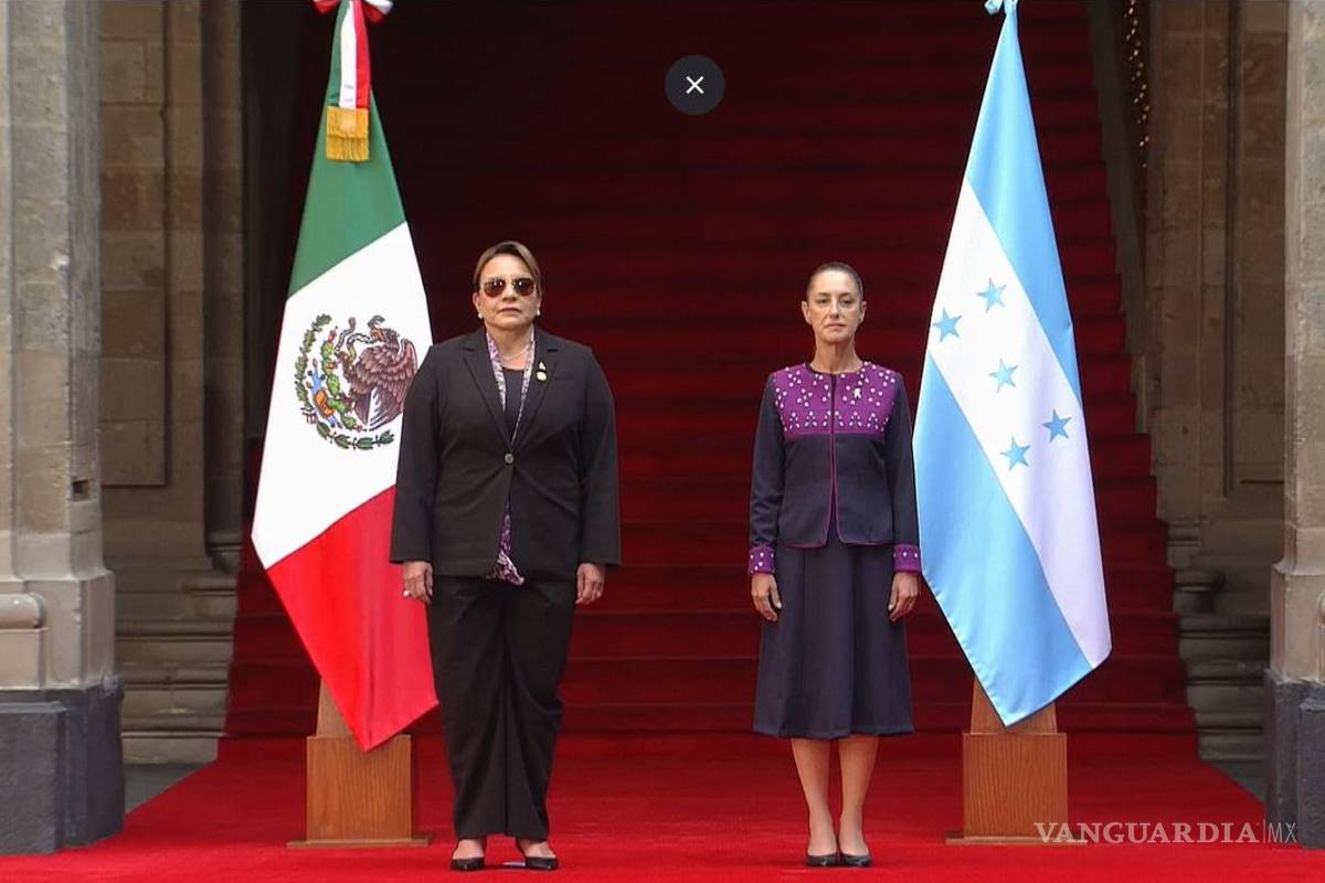 Bajo fuerte resguardo, Sheinbaum y Xiomara Castro se reúnen en Palacio Nacional