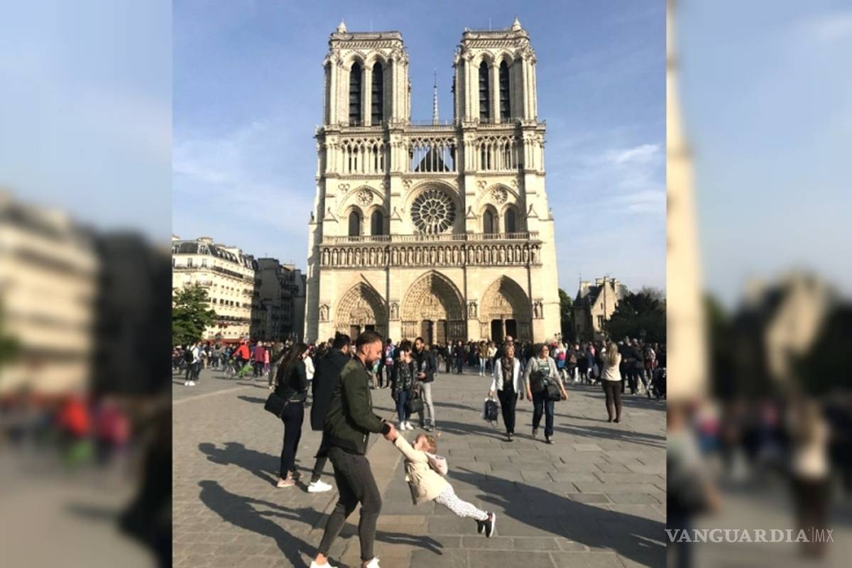 Conmovedora foto tomada antes del incendio en Notre Dame se viraliza
