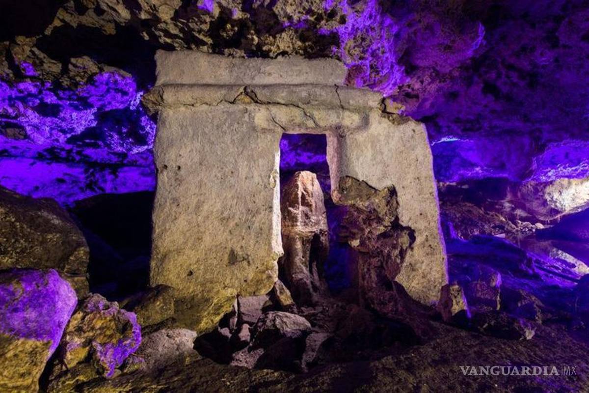Encuentran ruinas mayas en cenote de P. del Carmen