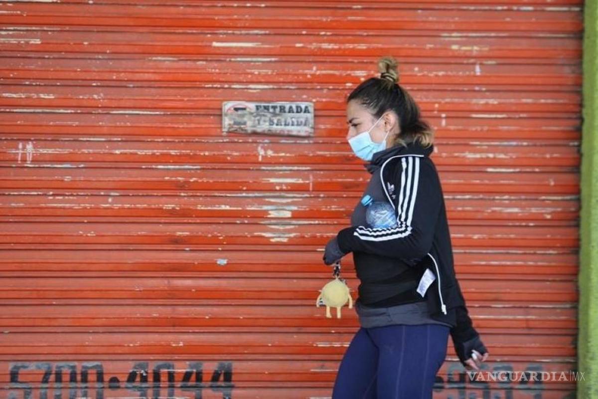 ¿Es necesario usar cubrebocas tras vacunarse contra COVID-19?