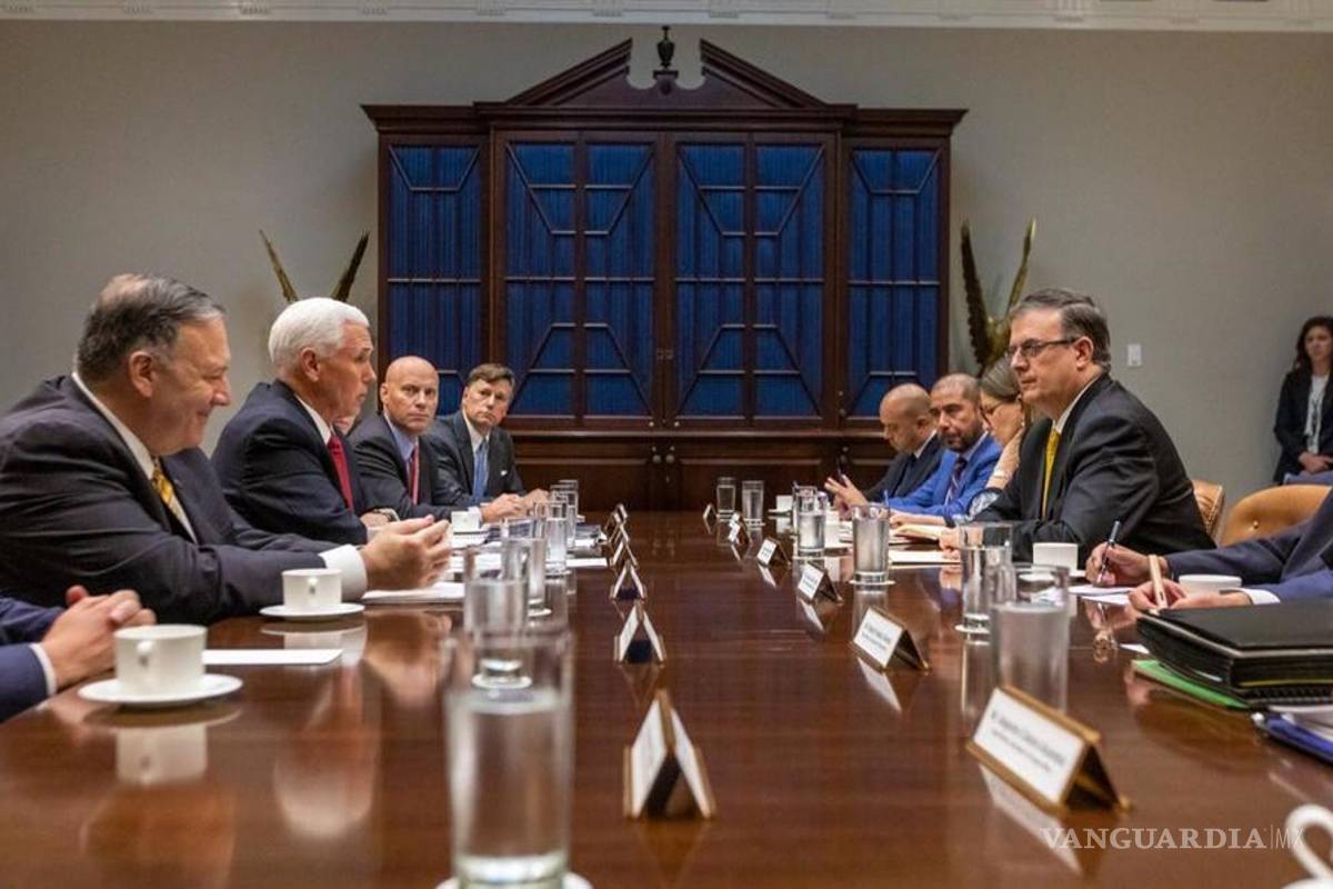 Ebrard se reúne con Pence en Washington para hablar sobre migración y tráfico de armas
