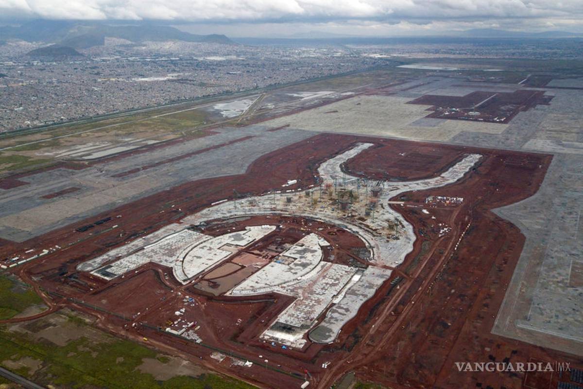 La tristeza invade a los obreros del NAIM en Texcoco