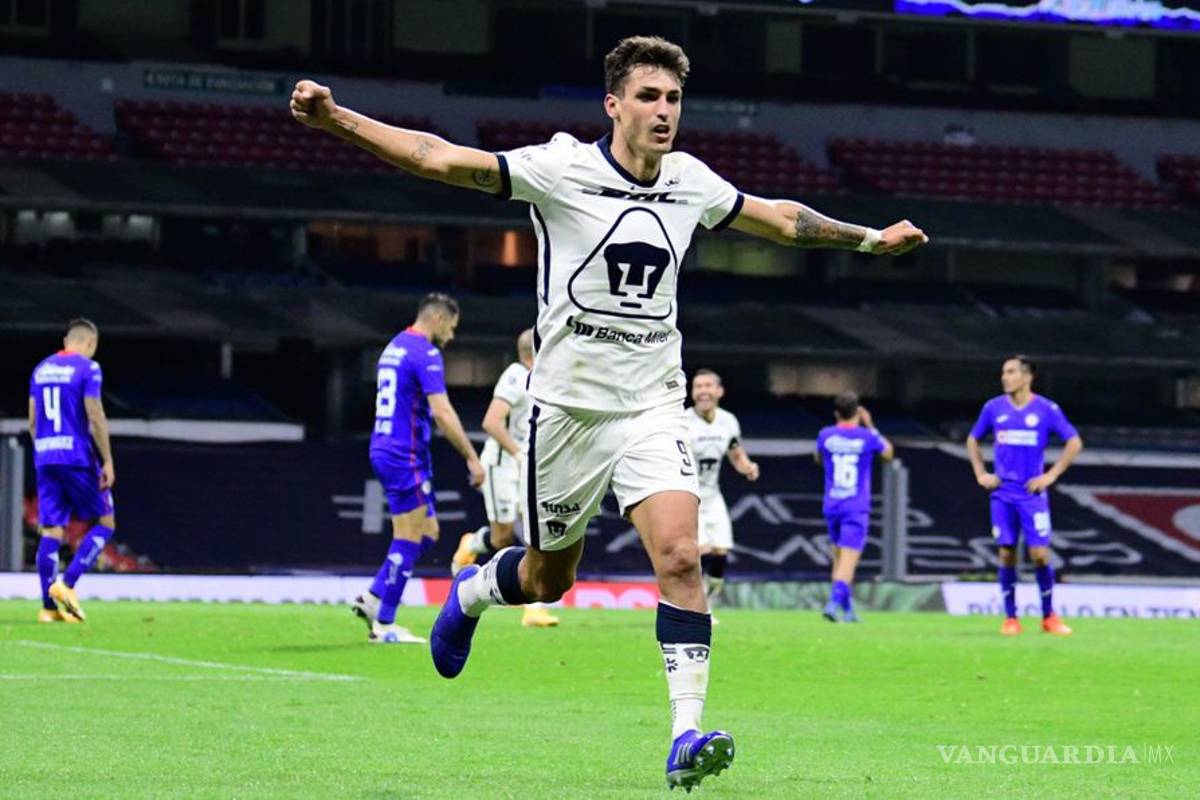 Pumas arrebata triunfo a Cruz Azul de último minuto