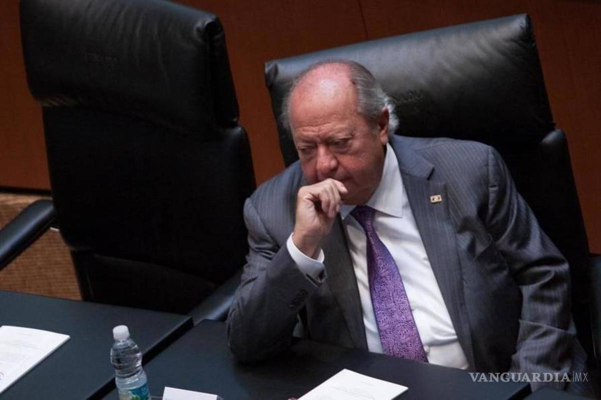 FGR pide información sobre aeronaves de Romero Deschamps para investigación