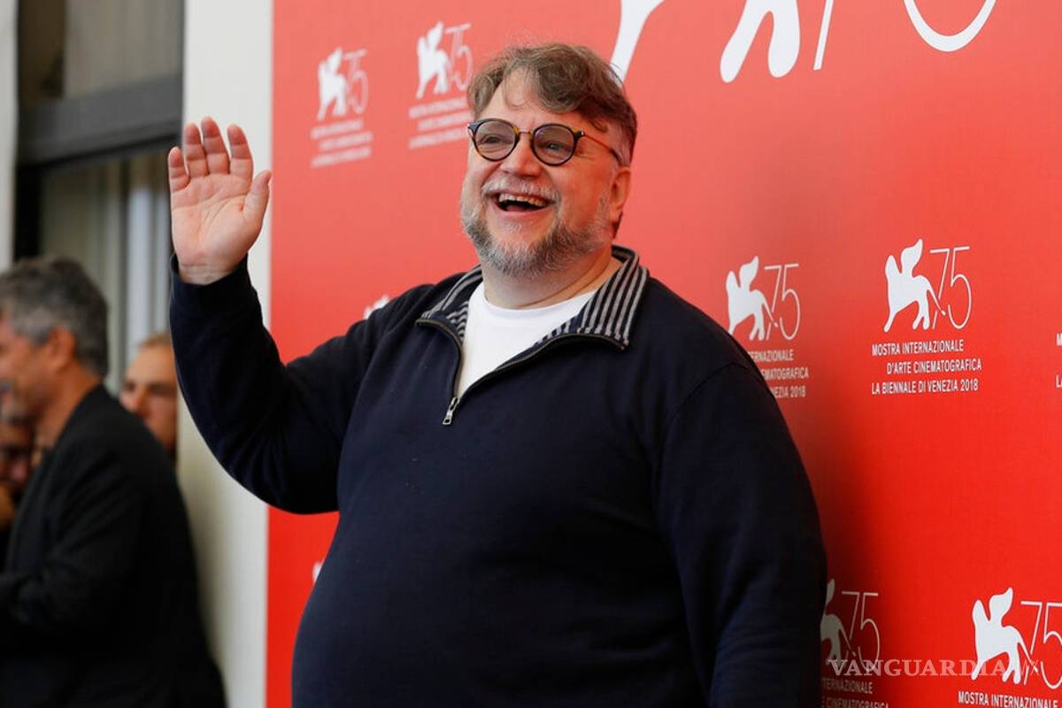 Niños a los que Guillermo del Toro apoyó, ¡ganan oro en la Olimpiada de Matemáticas!