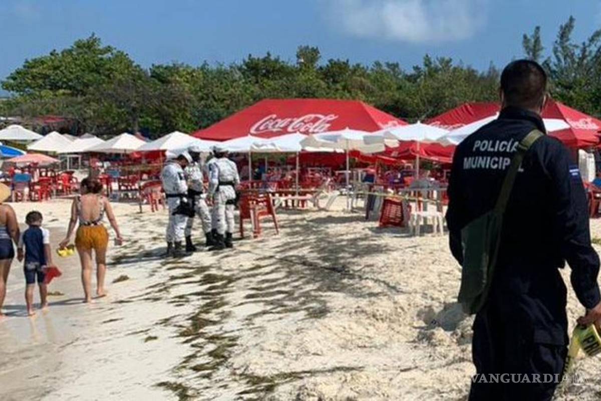 Frente a turistas, pareja muere baleada en zona hotelera de Cancún