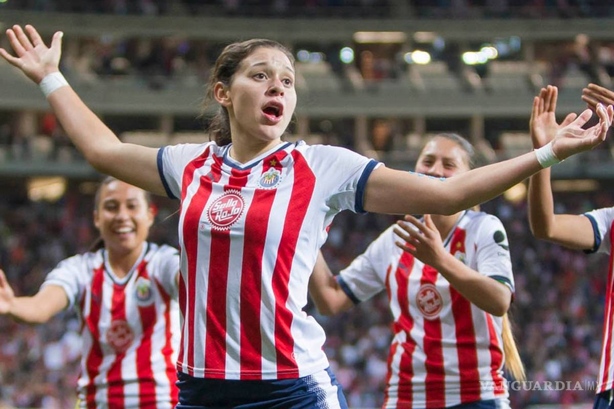 Norma Palafox incendia Instagram tras llegar a 2 millones de seguidores