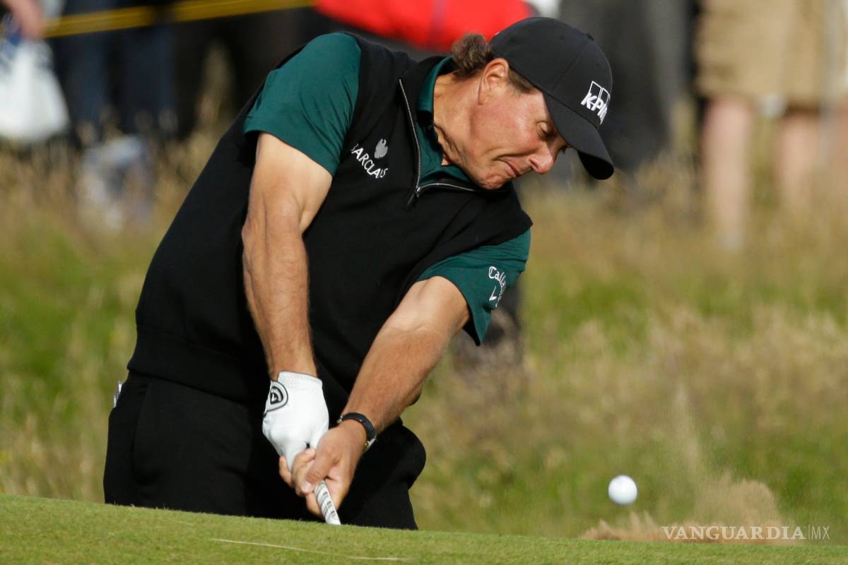 Mickelson se queda a milímetros de hacer historia en el golf