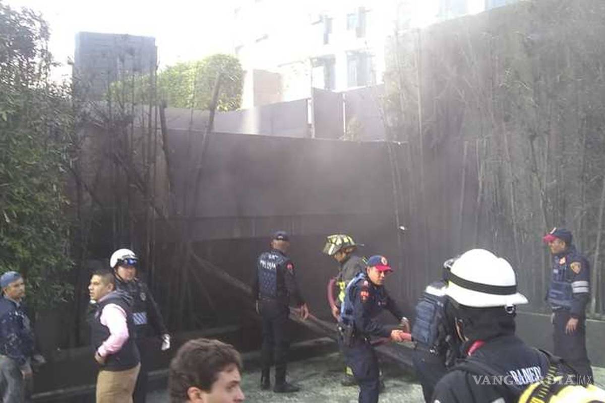 Reportan incendio en Park Plaza Santa Fe; desalojan edificios