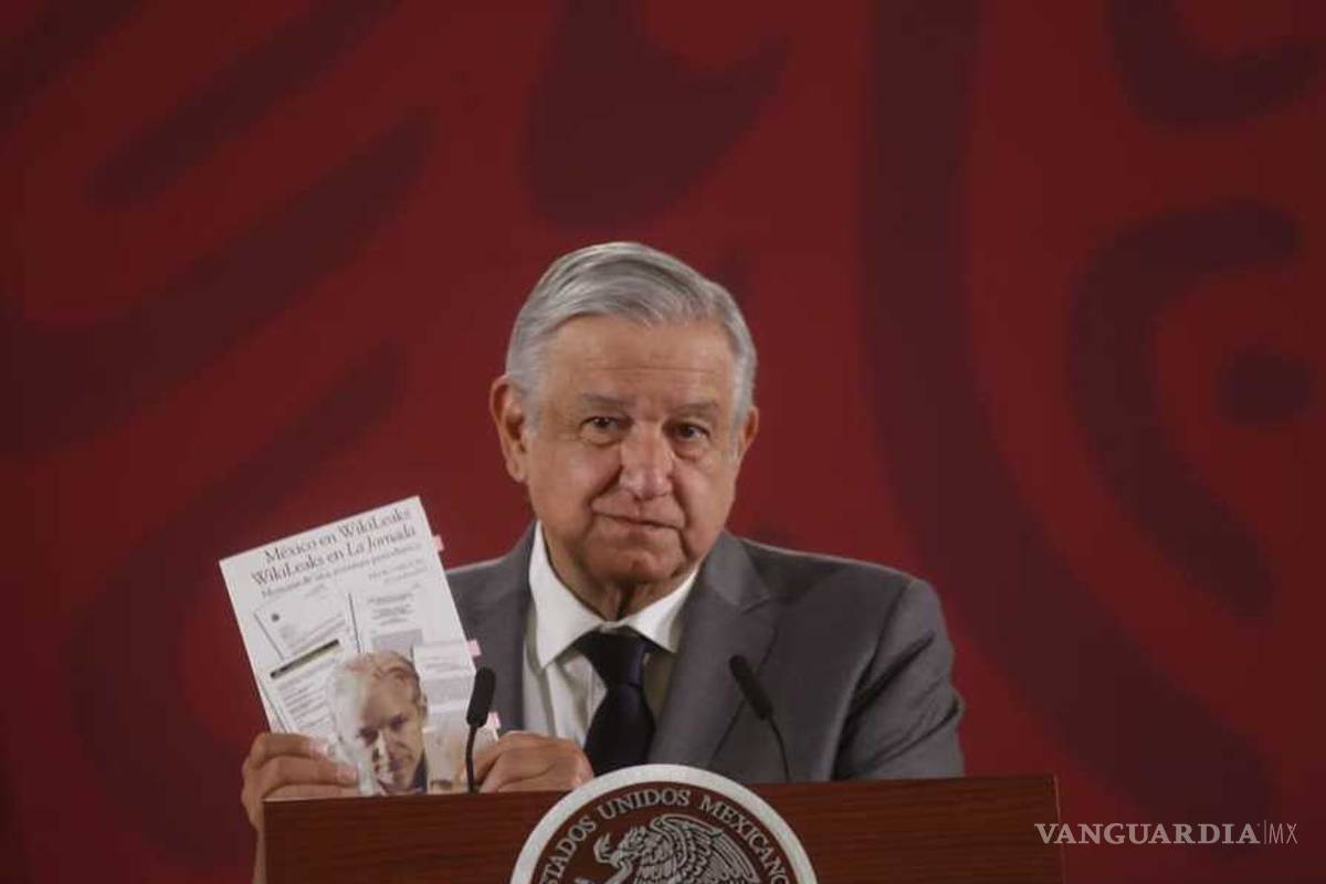 Pide AMLO se libere a Julian Assange
